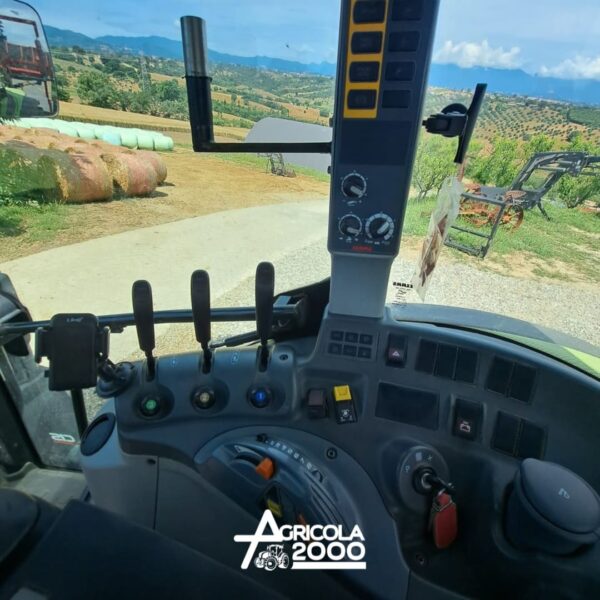 Trattore usato Claas Arion 410